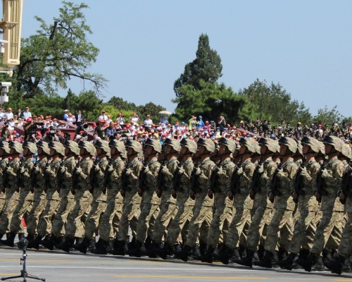  西安秦岭欢乐世界：探索山岳魅力的终极主题公园
