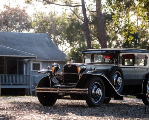 急求师兄！！关于公司取名问题